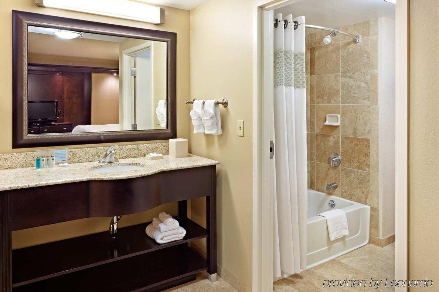 Hampton & Omaha-downtown Hotel
